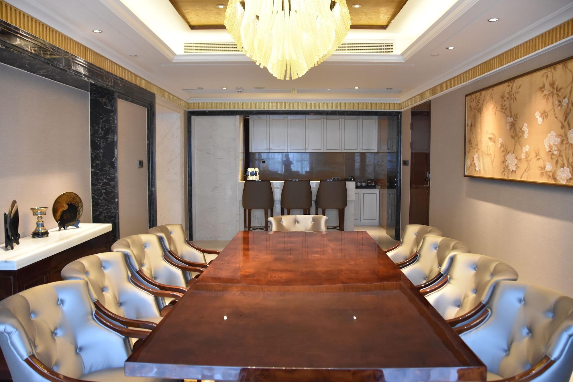 Hilton Wuhan Yangtze Riverside Ngoại thất bức ảnh