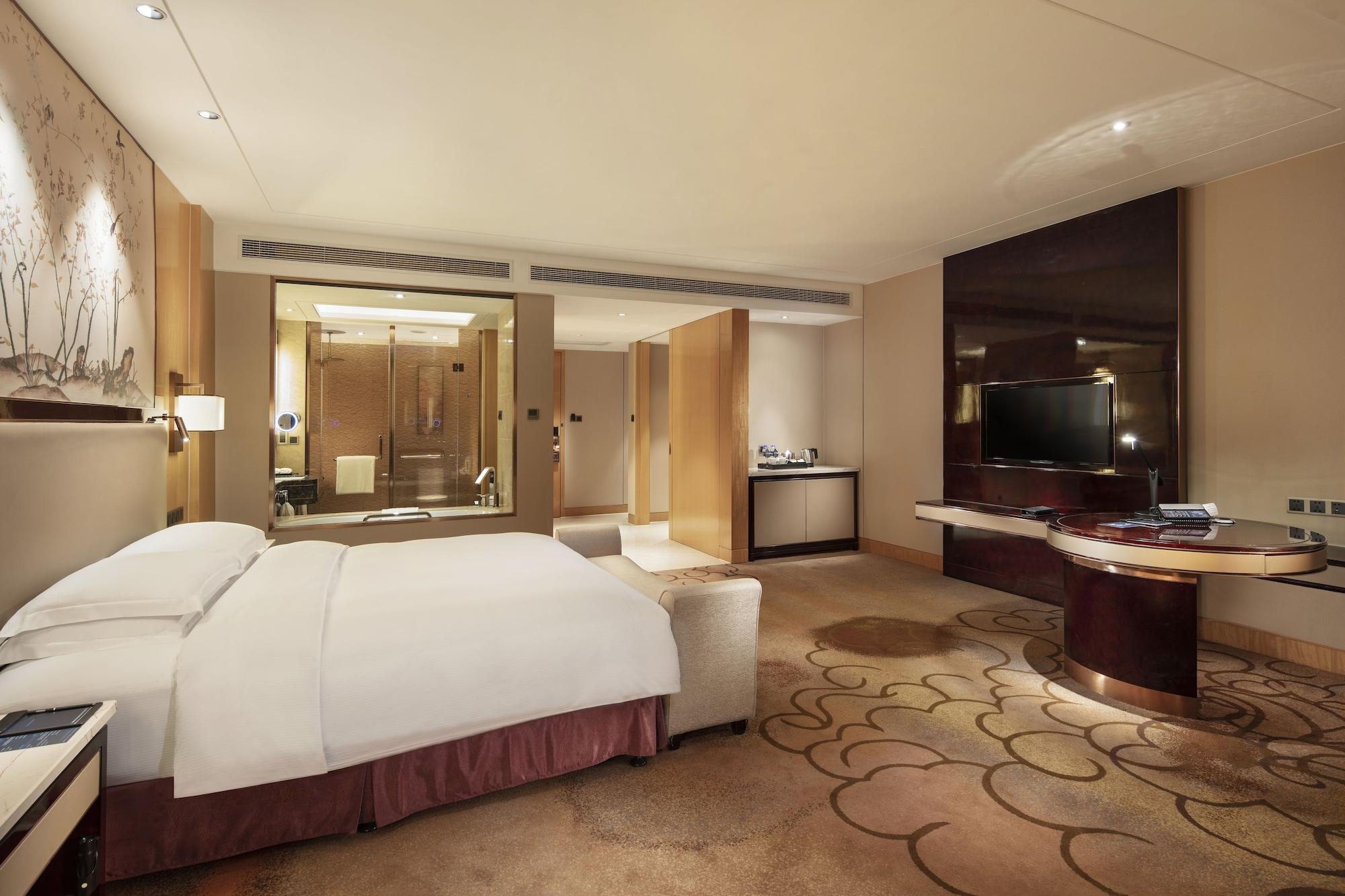 Hilton Wuhan Yangtze Riverside Ngoại thất bức ảnh